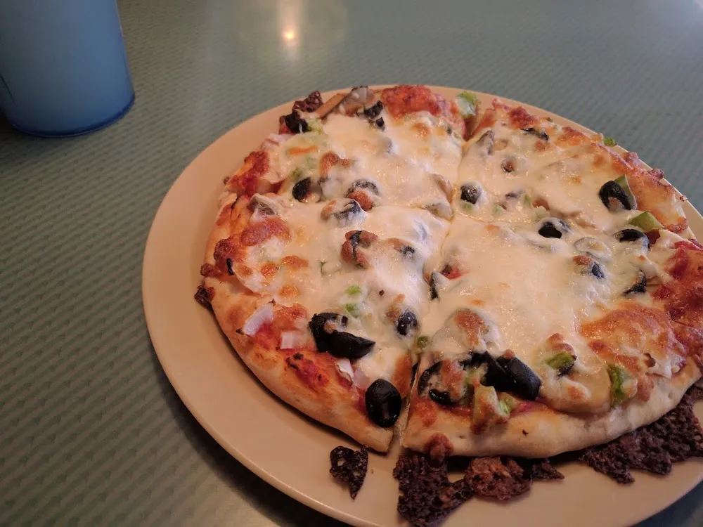 Deluxe Pizza